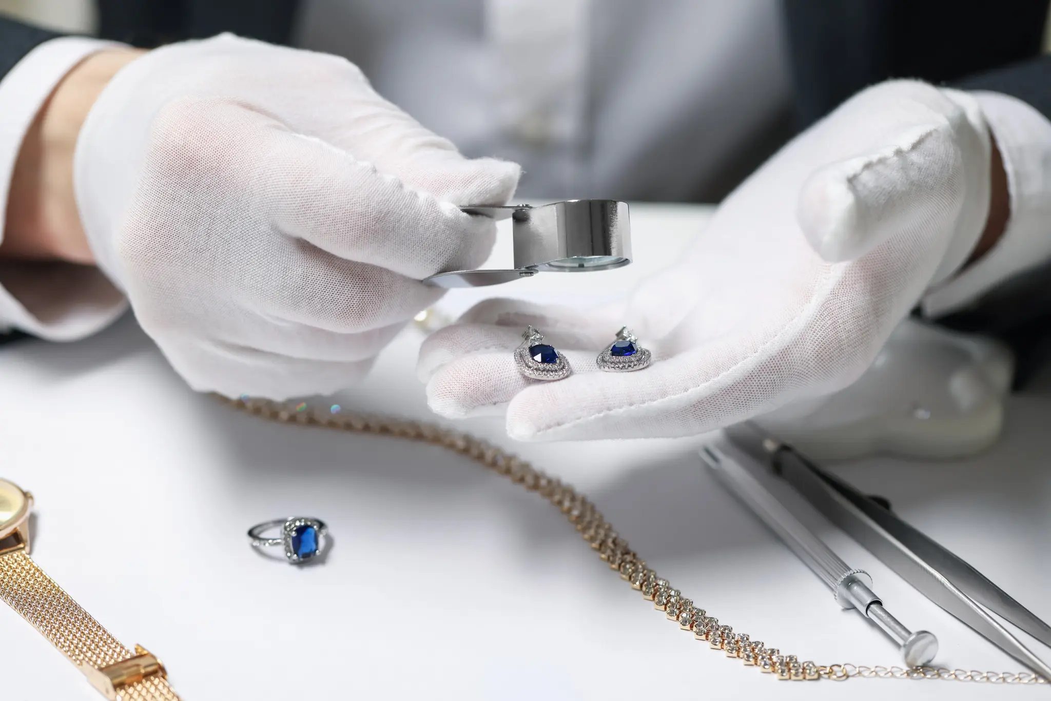 Free valuation service for gold, silver and precious jewellery